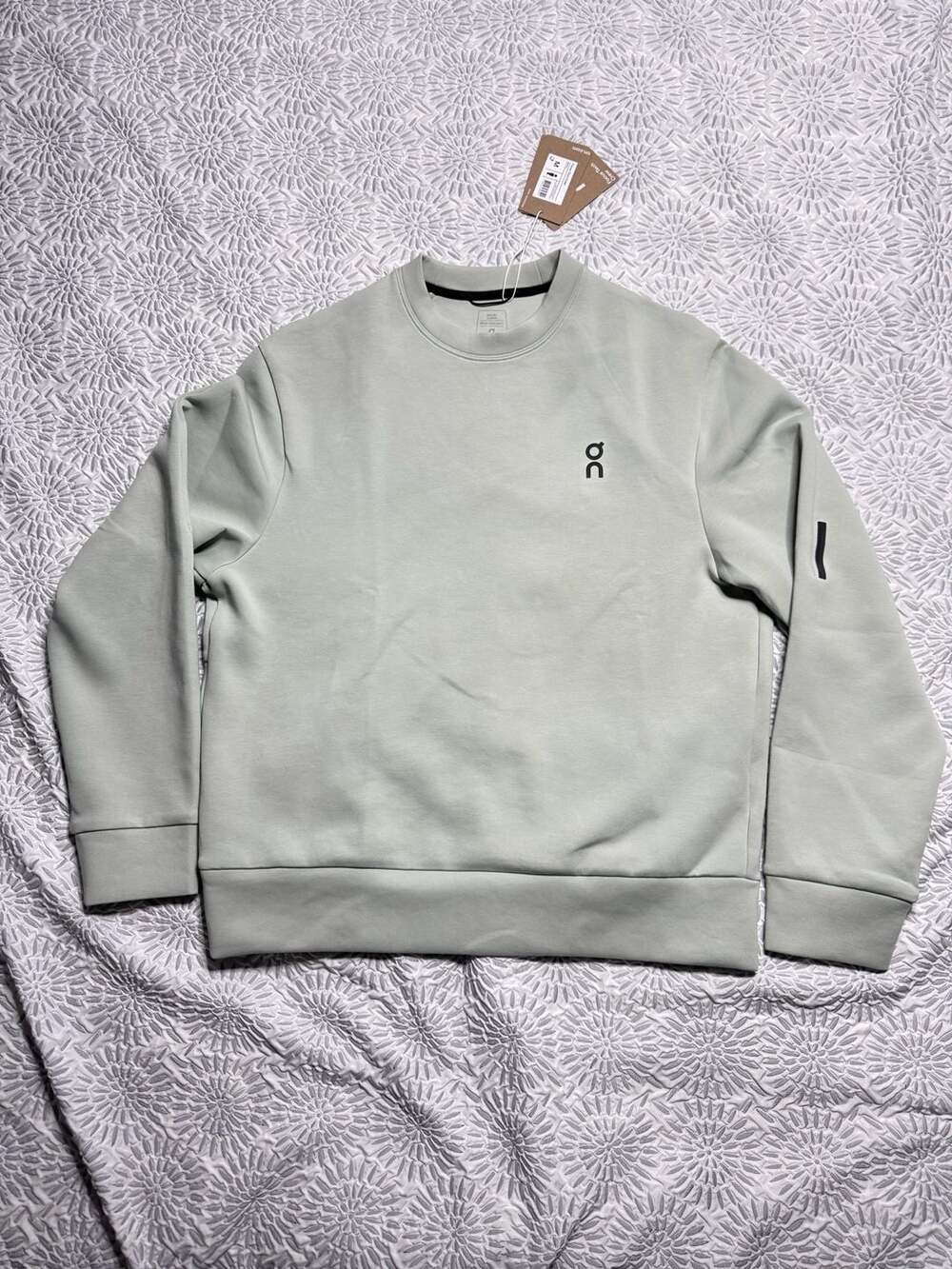 On Running Focus Tech Crew Sweatshirt Mineral Mens Medium New